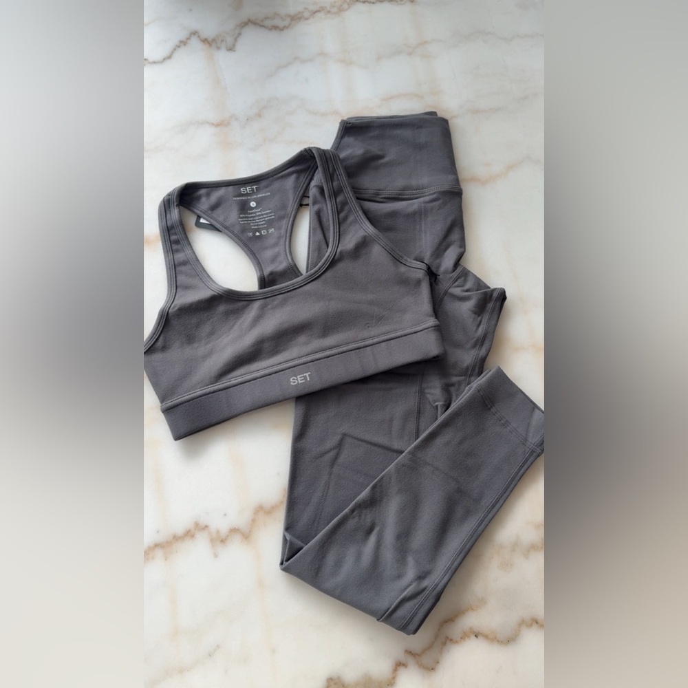 ❌❌sold❌❌Set Active graphite set activewear leggings and sports bra